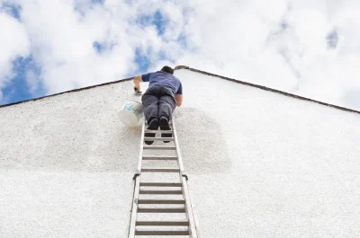 Peinture extérieure à Sainte-Colombe-des-Bois — façades et ravalement